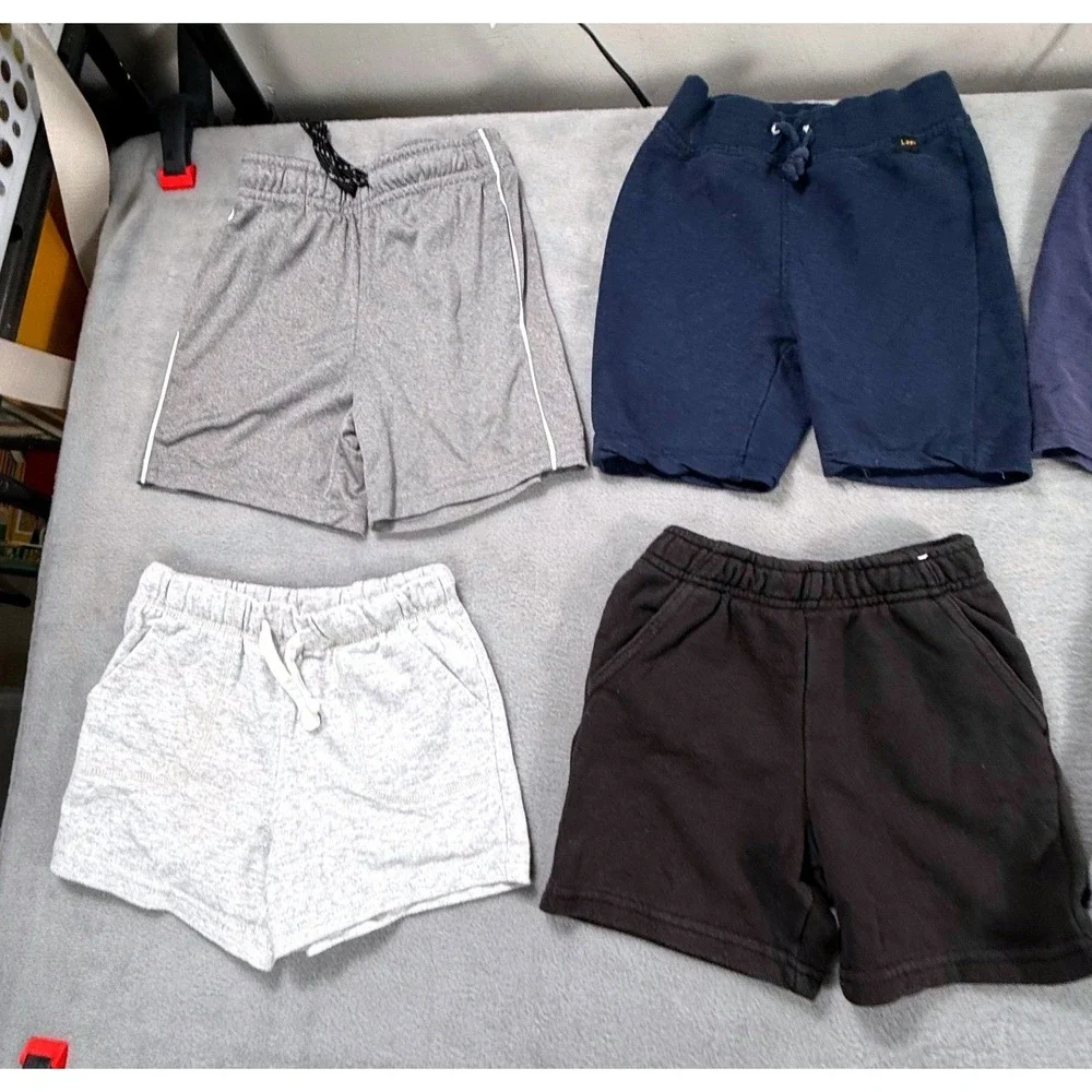 Lot of 8 Toddler Boys Shorts Size 3T Carter's Garanimals Jumping Beans Lee